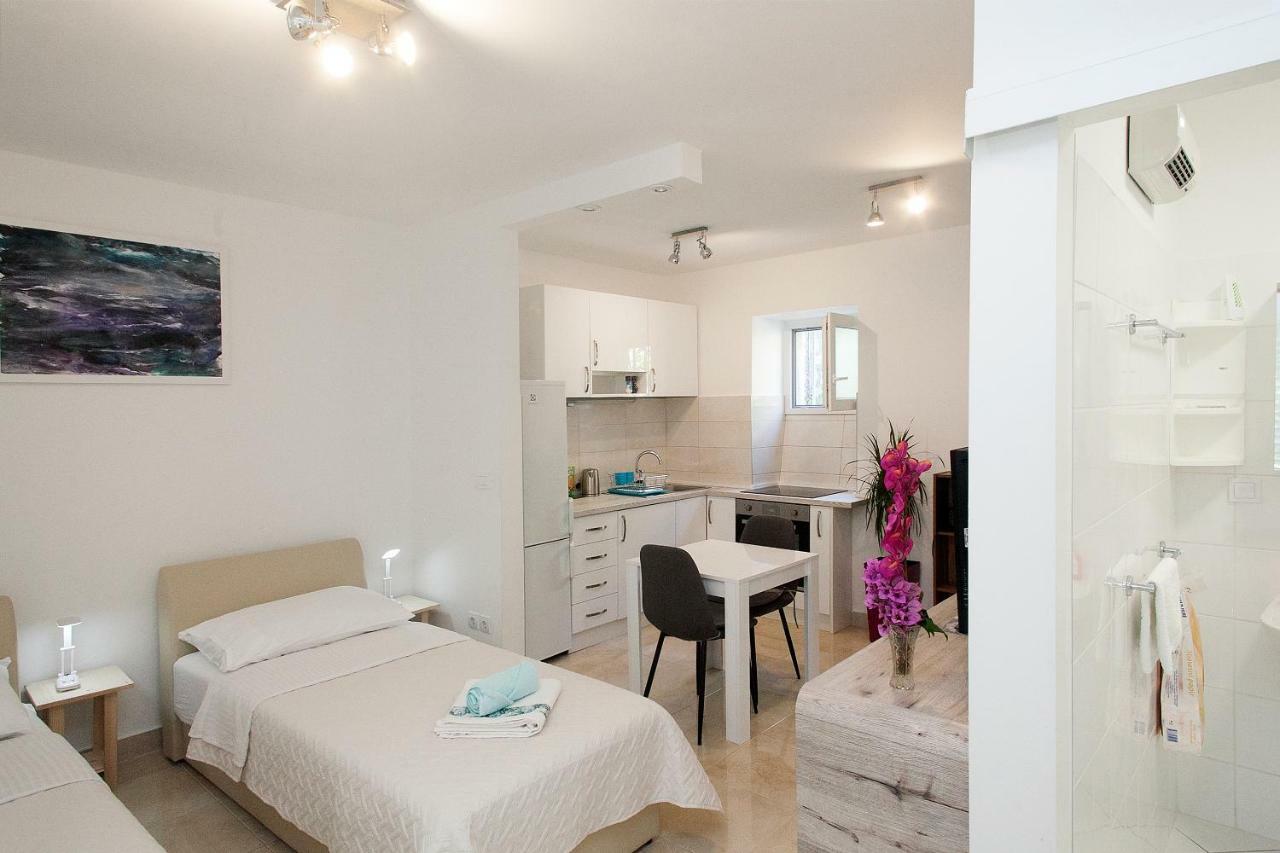 King'S Garden Studio Split Bagian luar foto